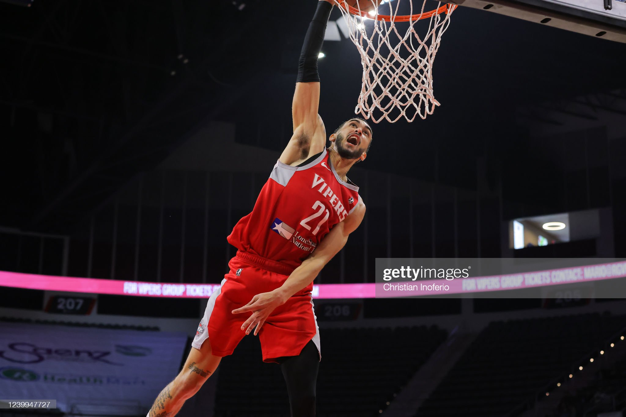 包含张大帅斩获三双,率领球队取得胜利的词条 包含张大帅斩获三双,率领球队取得胜利的词条