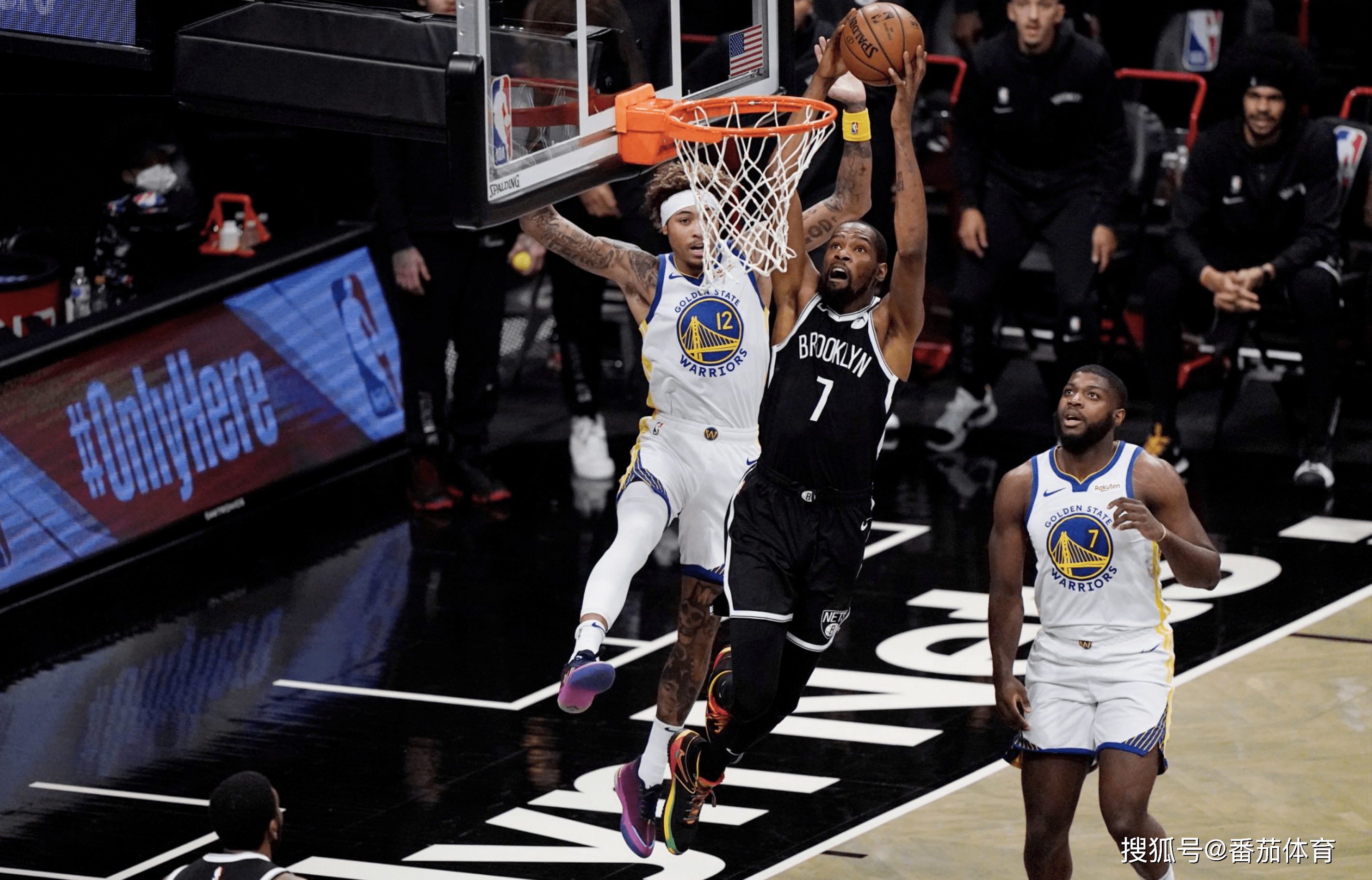 od体育官方入口-篮网擒黄蜂,厄文砍下27分