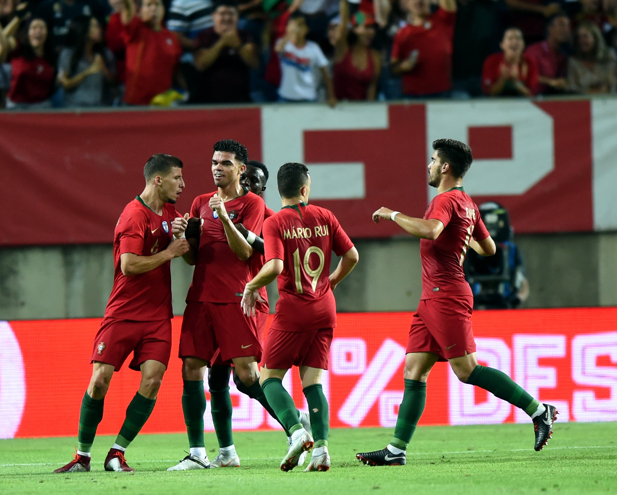 汤加女足在所罗门群岛进行友谊赛,战平对手